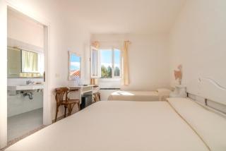 Hotel 3 Botti - Baja Sardinia - 2