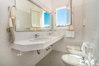 Hotel 3 Botti - Baja Sardinia - 3