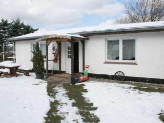 Gemuetlicher Bungalow in Stove an der Ostsee - Boiensdorf - 5