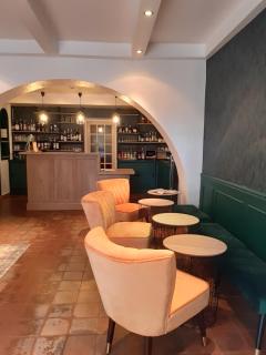 Logis Hotel Le Chêne Vert - Bollène - 6