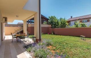Garden apartment with terrace and grill - Pula - 8
