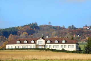 Hotel BRADA - Jičín - 0