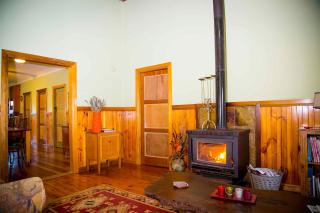 Red Tractor Retreat - Broke - 9