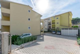 Apartments Srecko - Duće - 2