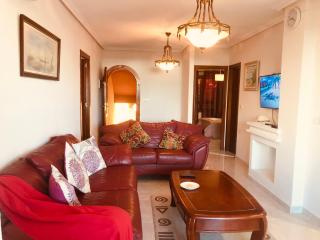 Modern Apartment Near The Beach - La Mata - 6