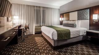 Best Western Premier NYC Gateway Hotel - North Bergen - 1