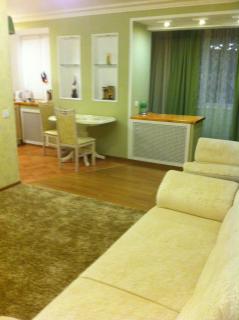 Красивая дизайнерская квартира возле метро Бот. сад - 6