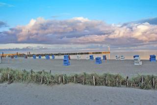 Zeltdachhaus mit W_LAN in Strandna - Damp - 1