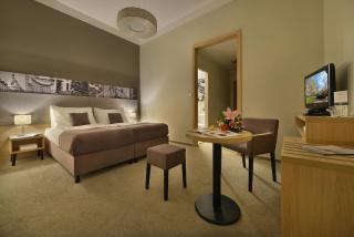 Three Crowns Hotel - Prague - 6