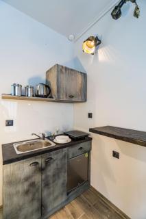 GraffitiSuites#Garage - 3