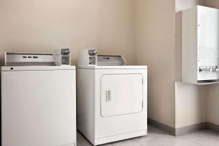 Microtel Inn & Suites Lodi - Lodi - 1