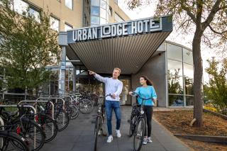 Urban Lodge Hotel - 1