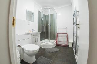 Ilford Central Luxury Apartments - Ilford - 4