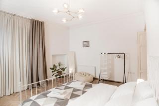 Tbilisi center 2 BD 80sq with Balcony and High ceiling - Tiflis - 5