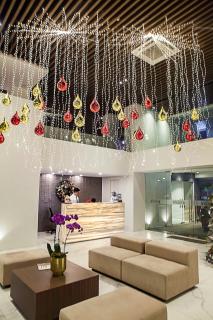 Ramada Encore by Wyndham Makati - Manila - 8
