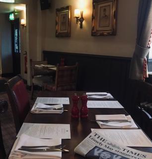 The Crown Pub, Dining & Rooms - 8