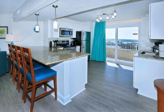 Atlantic Terrace - Daytona Beach Shores - 4