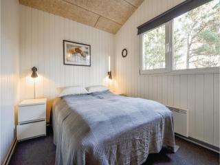 Awesome Home In Glesborg With Sauna - Fjellerup Strand - 2
