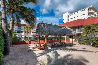 La Costa Beach Club - 6