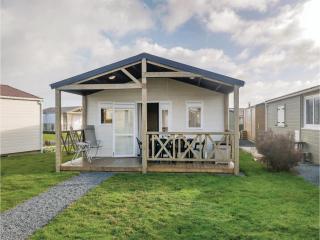 Nice Home In Grandcamp Maisy With Wifi - 6