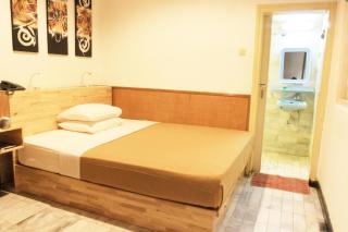 Hotel Karthi Kuta - Kuta - 8