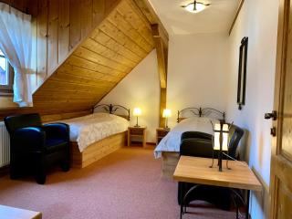 Wellness Hotel Holzberg - 4