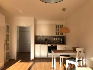 Central Garden-Mountain Apartment - Garmisch-Partenkirchen - 5