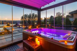 Guest House Panorama Aqualux with Free Parking - 9
