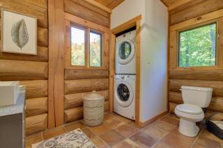 Log Cabin Home with Lake and Mountain view by Reserver.ca - Sainte-Adèle - 1