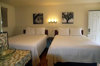 The Crest Motel - Sterling - 1