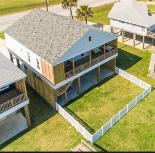 Beachfront Bliss - Galveston - 8