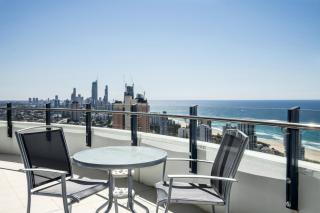 The Wave Resort - Gold Coast - 3