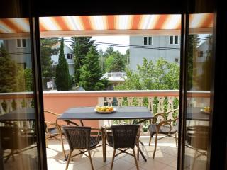 Apartments Pjer - Starigrad-Paklenica - 0