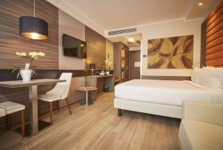 iH Hotels Milano Lorenteggio - Milan - 3