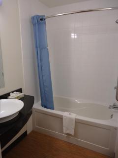Quality Inn - 8
