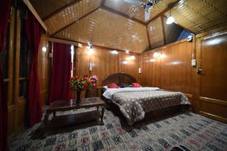 Goona palace houseboats - 3