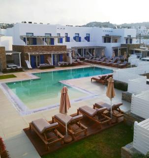 Blue, White and Grey Suites - Ornos - 7