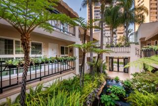 Beverly Hills Plaza Hotel & Spa - Los Angeles - 1