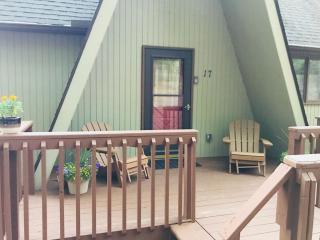 Pocono Mountain View Lake House in Lake Harmony - Lake Harmony - 7