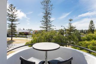 Cottesloe Beach Deluxe Apartment - Executive Escapes - Perth - 0