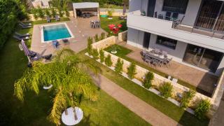 Amaen Luxury House - Perivólia - 8