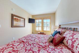 Copper Mountain Ski Hideaway - 9