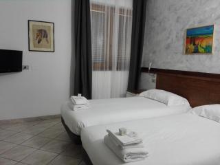 Hotel Malpensafiera - Bernate Ticino - 1
