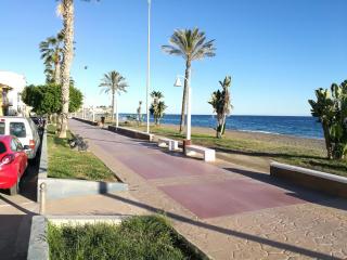 APARTAMENTO JUNTO AL MAR - 6