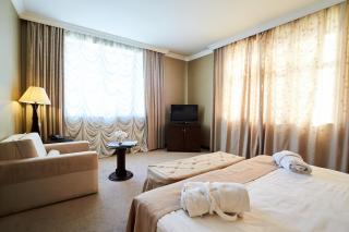 Smith Hotel - Bakoe - 4