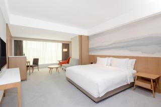 Crowne Plaza Zhuhai City Center by IHG - offers free one-way shuttle to Chimelong Ocean Kingdom - Zhuhai - 4