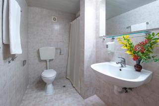Hotel Iskar & Aquapark - All Inclusive - Slantchev Briag - 4