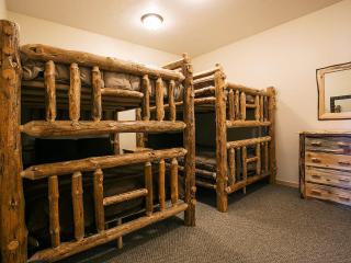 Crystal Springs Chalet - Sandpoint - 2