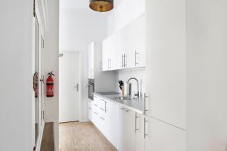 SC 03 by ROCKCHAIR Apartments l SUPERHOST Status l 2 Bedrooms Boxspringbeds Balcony Elevator - Cozy Family & Business Flair welcomes you! - Berlino - 8