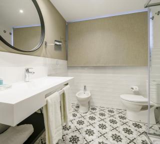 Hotel Ilunion Bilbao - Bilbao - 8